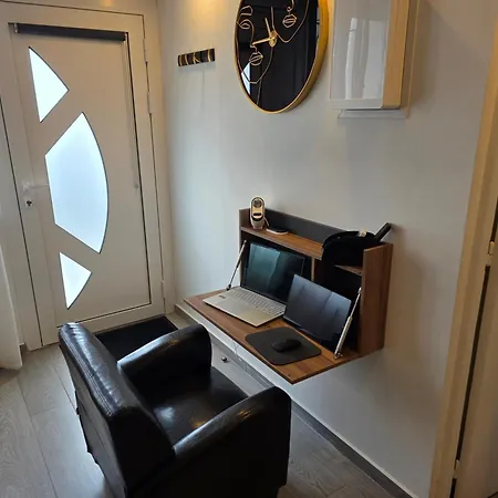 Loveroom66 Studio Romantique Avec Jacuzzi Balneo 2 Places *