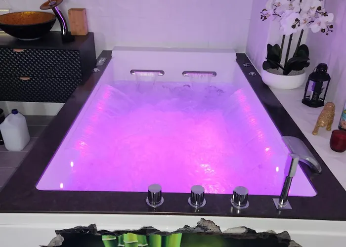 Διαμέρισμα Romantique Avec Jacuzzi 2 Places *